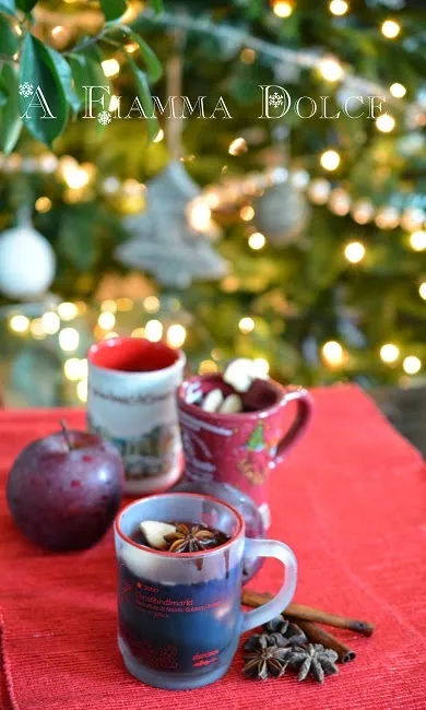 Vin brulé con mele e cannella