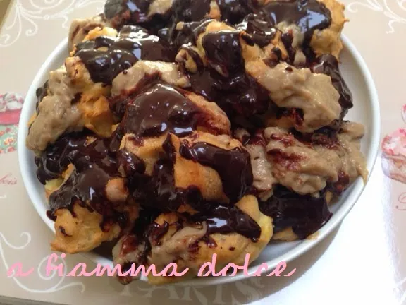 Profiteroles al caffè