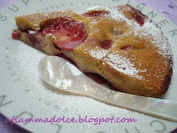 Marzipan clafoutis alle fragole