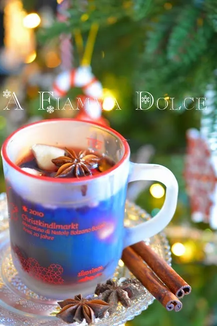 Vin brulé con mele e cannella