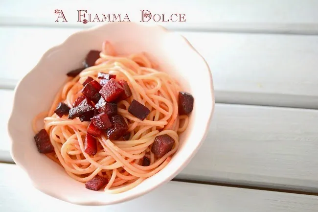 Spaghetti di kamut alla dadolata di rapa rossa